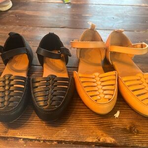 Old Navy Black and Tan Flats & Loafers